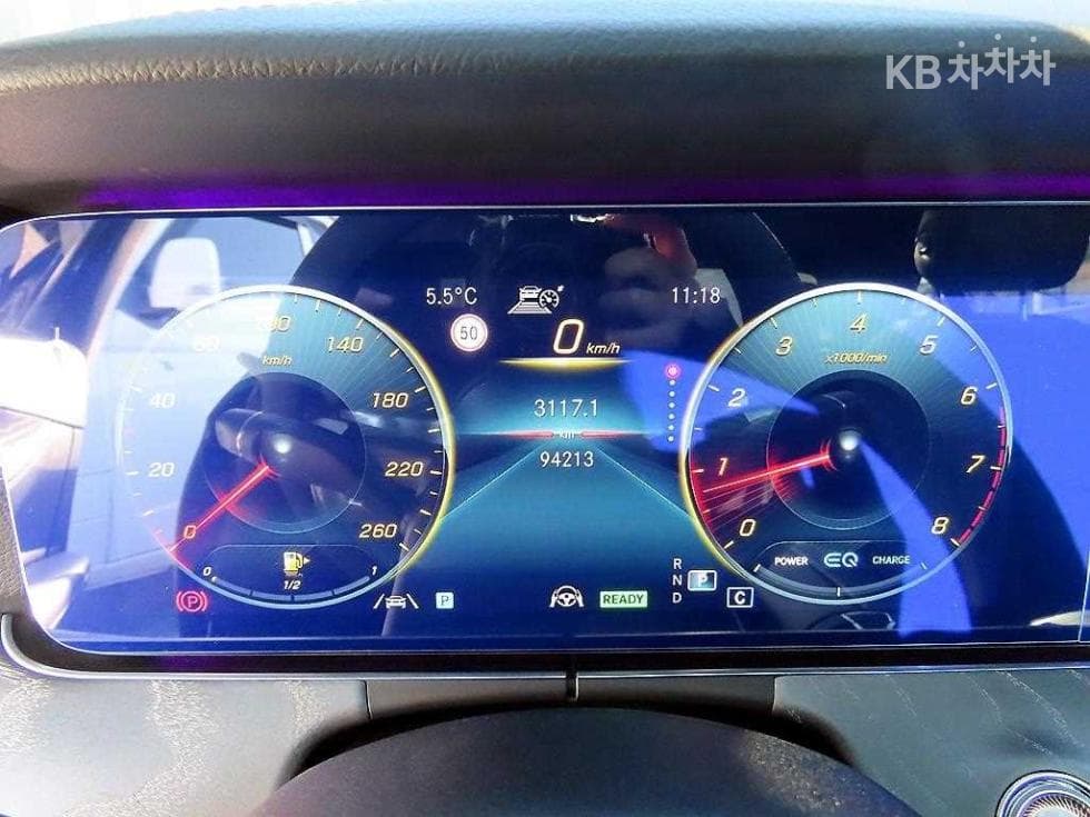 Mercedes-Benz E-Клас (W213)E350 4MATIC AMG Line Edition - 9