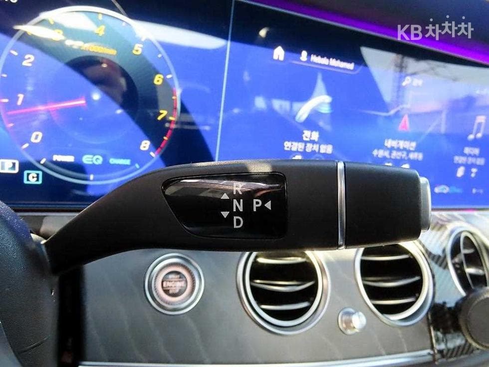 Mercedes-Benz E-Клас (W213)E350 4MATIC AMG Line Edition - 11