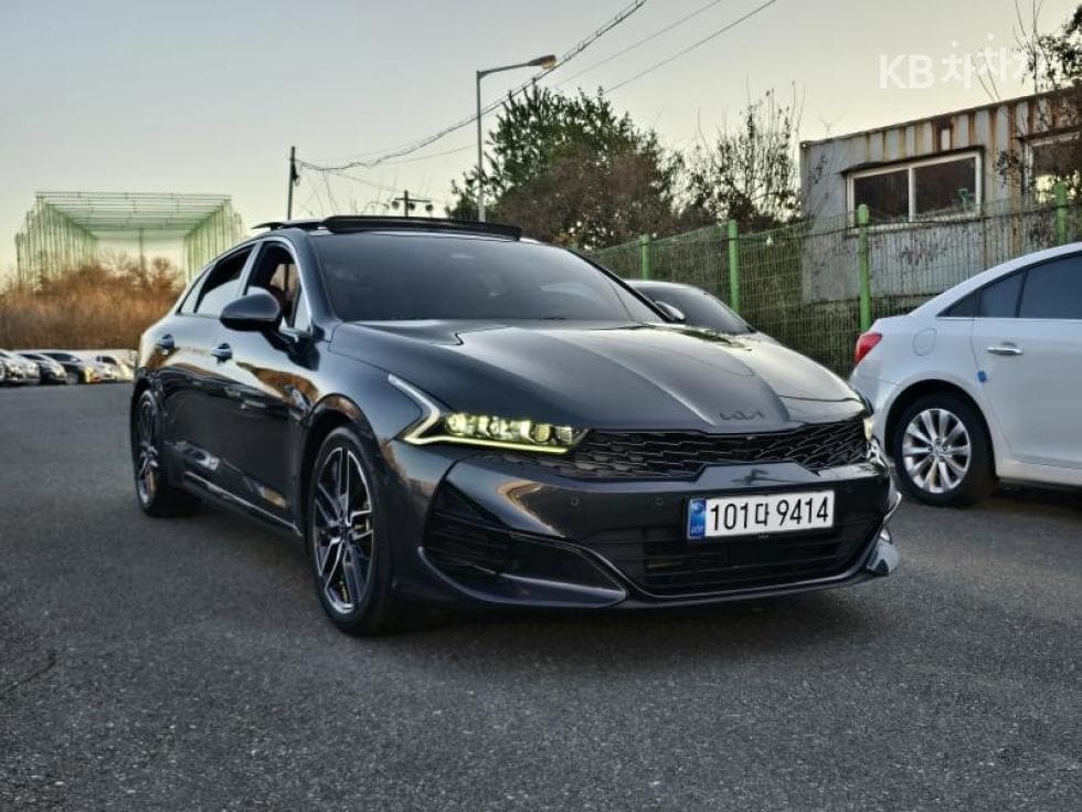 Kia K5 3rd Gen1.6 Gasoline Turbo Signature - 3