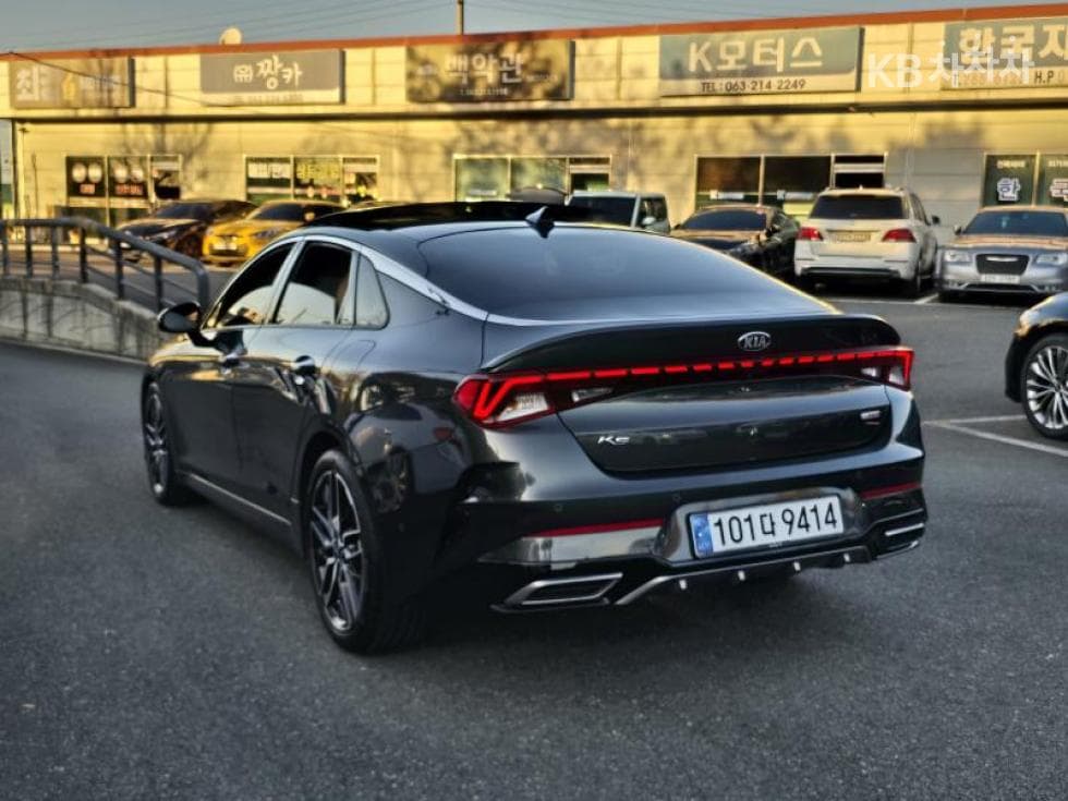 Kia K5 3rd Gen1.6 Gasoline Turbo Signature - 6