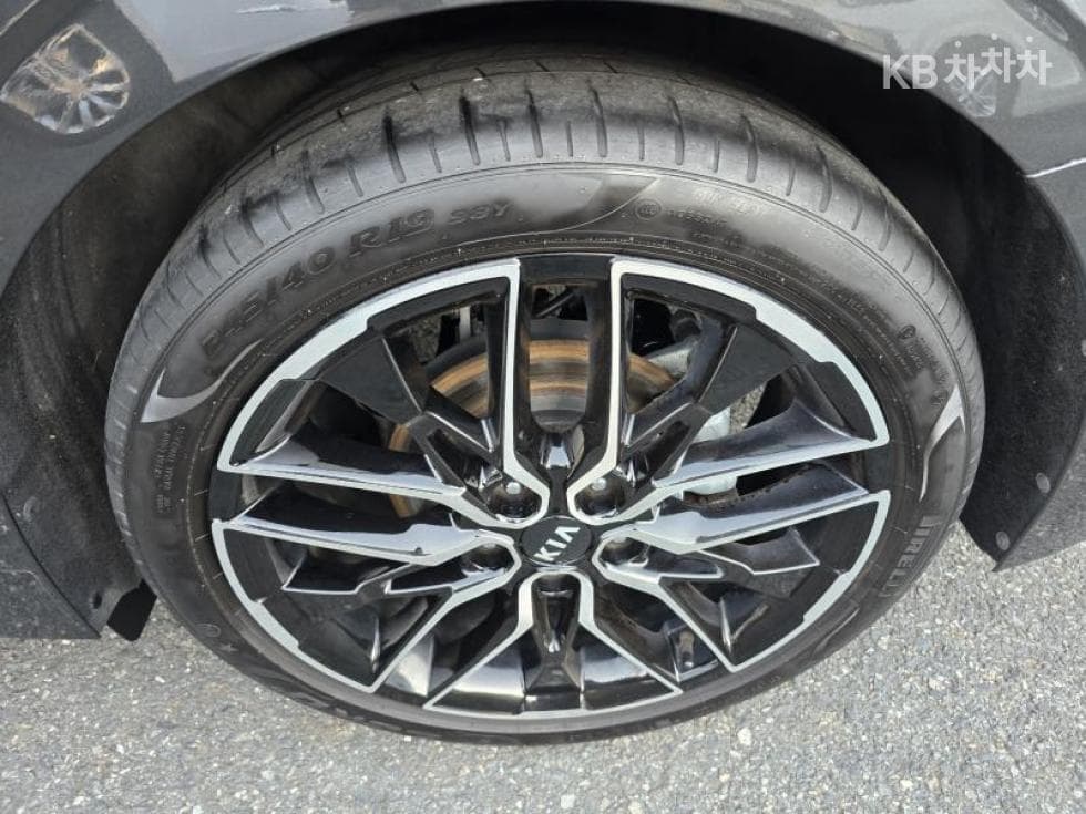 Kia K5 3rd Gen1.6 Gasoline Turbo Signature - 20