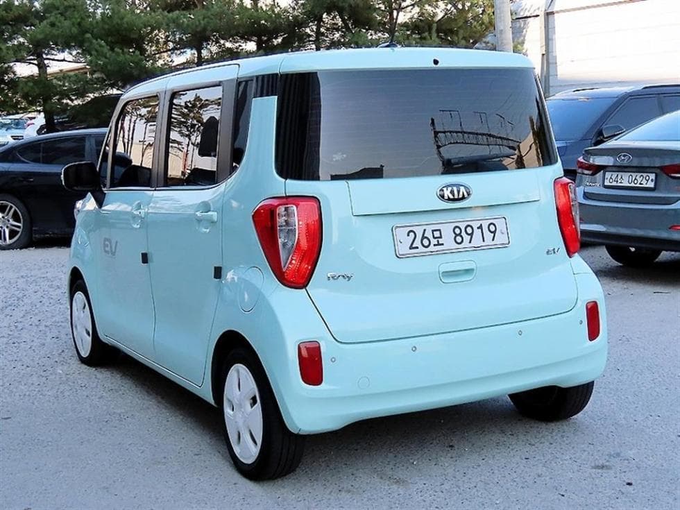 Kia Ray (van)EV - 3