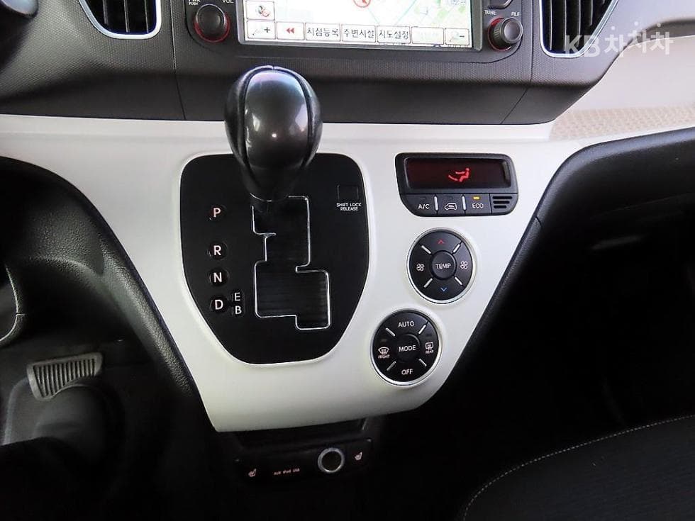 Kia Ray (van)EV - 10