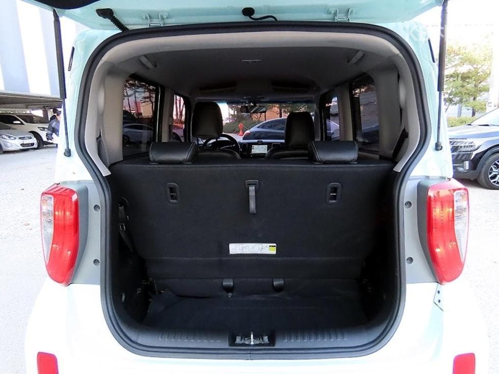 Kia Ray (van)EV - 17