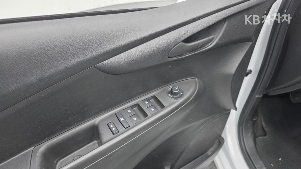 Джи Ем Корея The New (фейслифт) СпаркLT Стандартен - 14