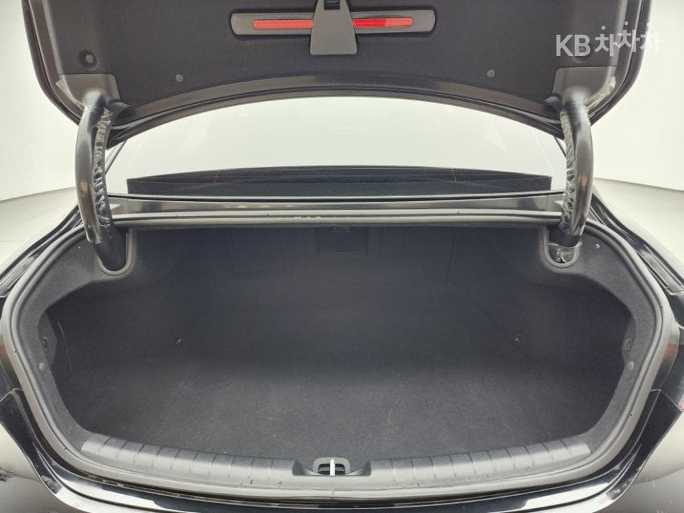 Hyundai The New (facelift) Grandeur (Azera)2.5 Premium - 6