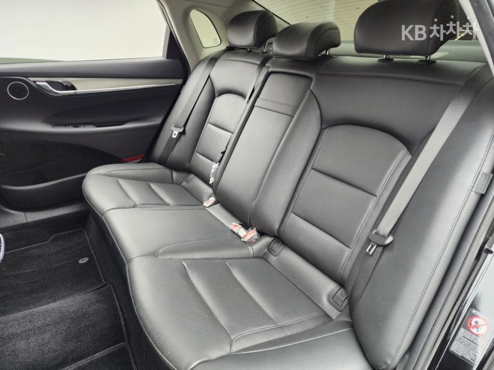 Hyundai The New (facelift) Grandeur (Azera)2.5 Premium - 13