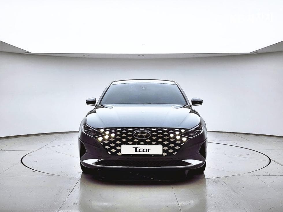 Hyundai The New (facelift) Grandeur (Azera)2.5 Premium 초이스 - 2