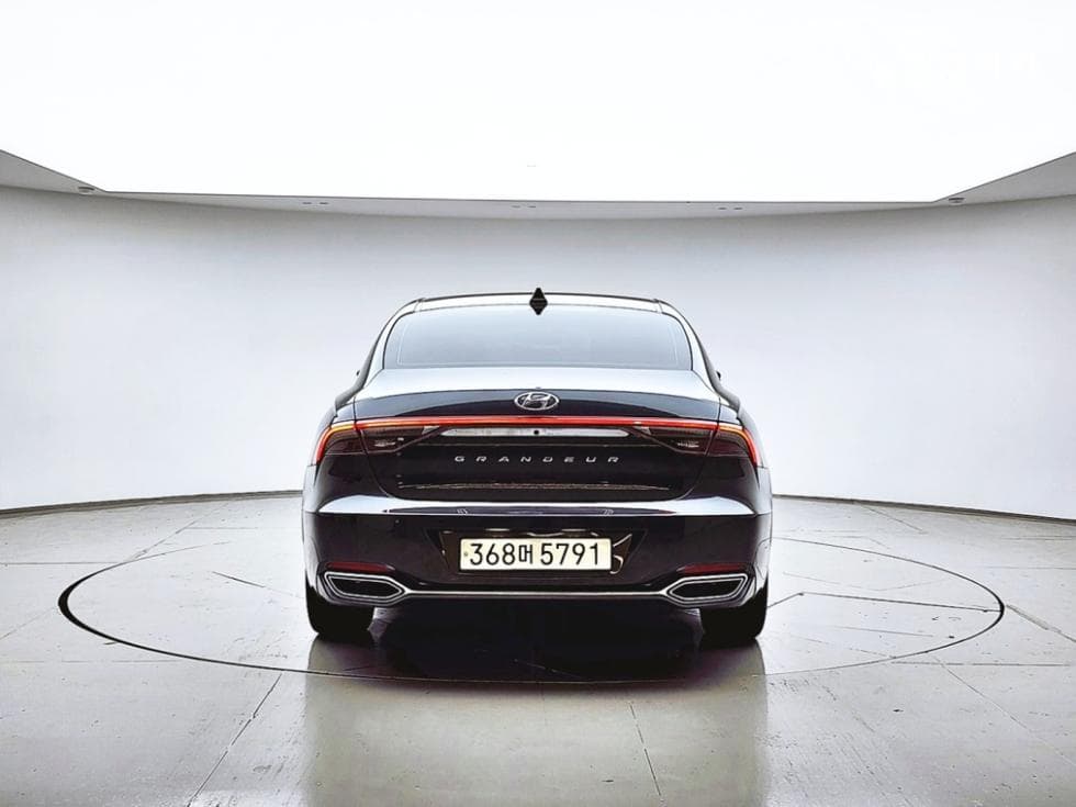Hyundai The New (facelift) Grandeur (Azera)2.5 Premium 초이스 - 4