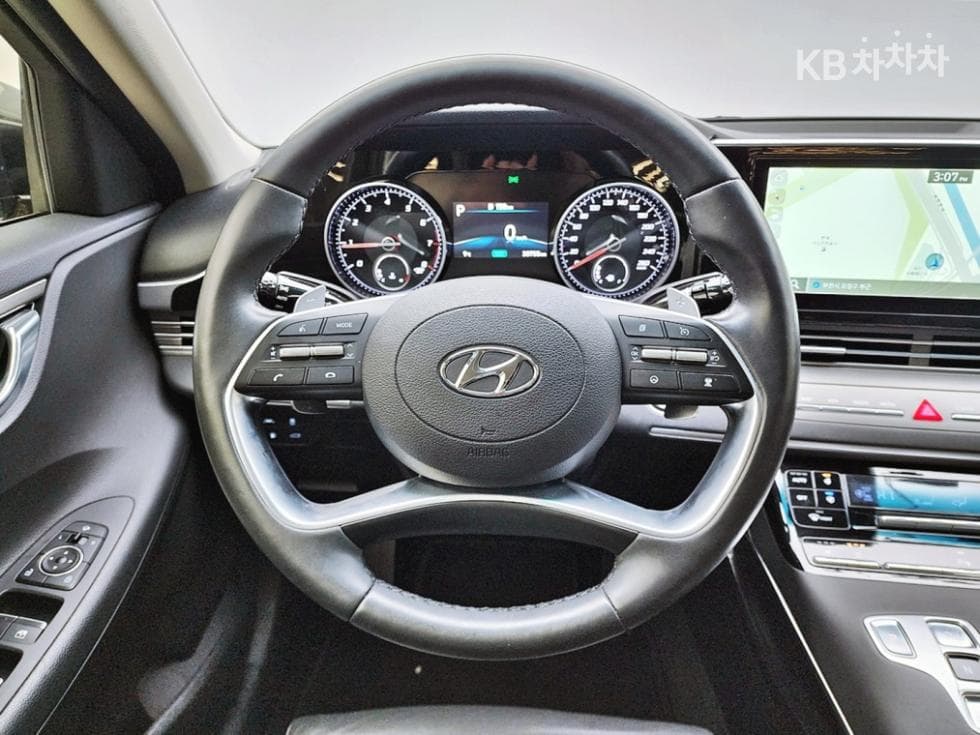 Hyundai The New (facelift) Grandeur (Azera)2.5 Premium 초이스 - 6