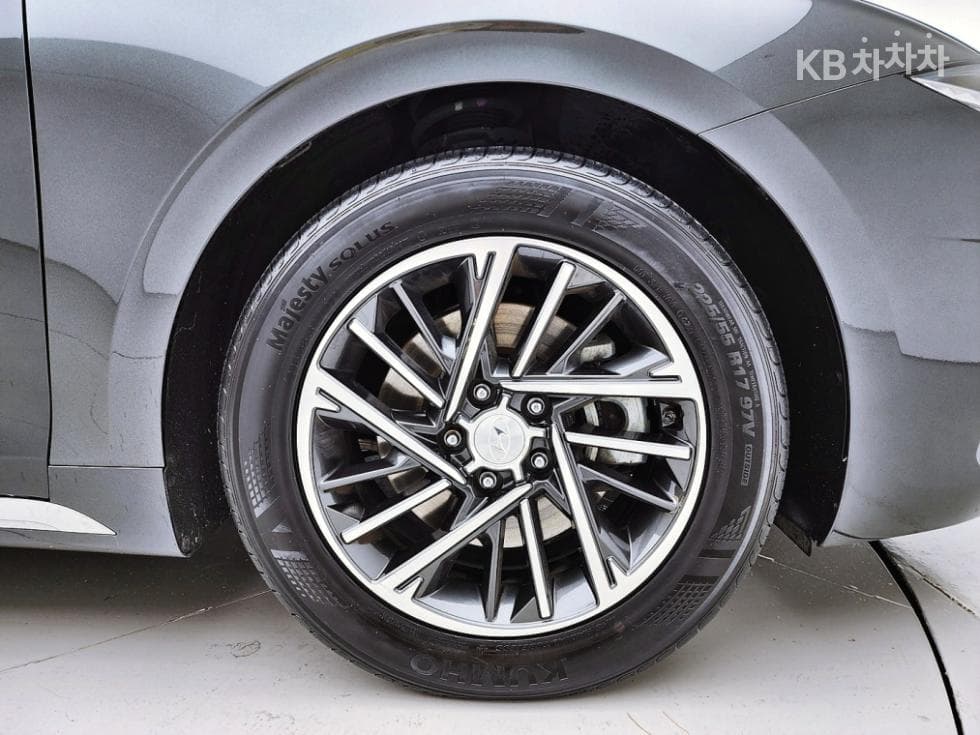 Hyundai The New (facelift) Grandeur (Azera)2.5 Premium 초이스 - 22