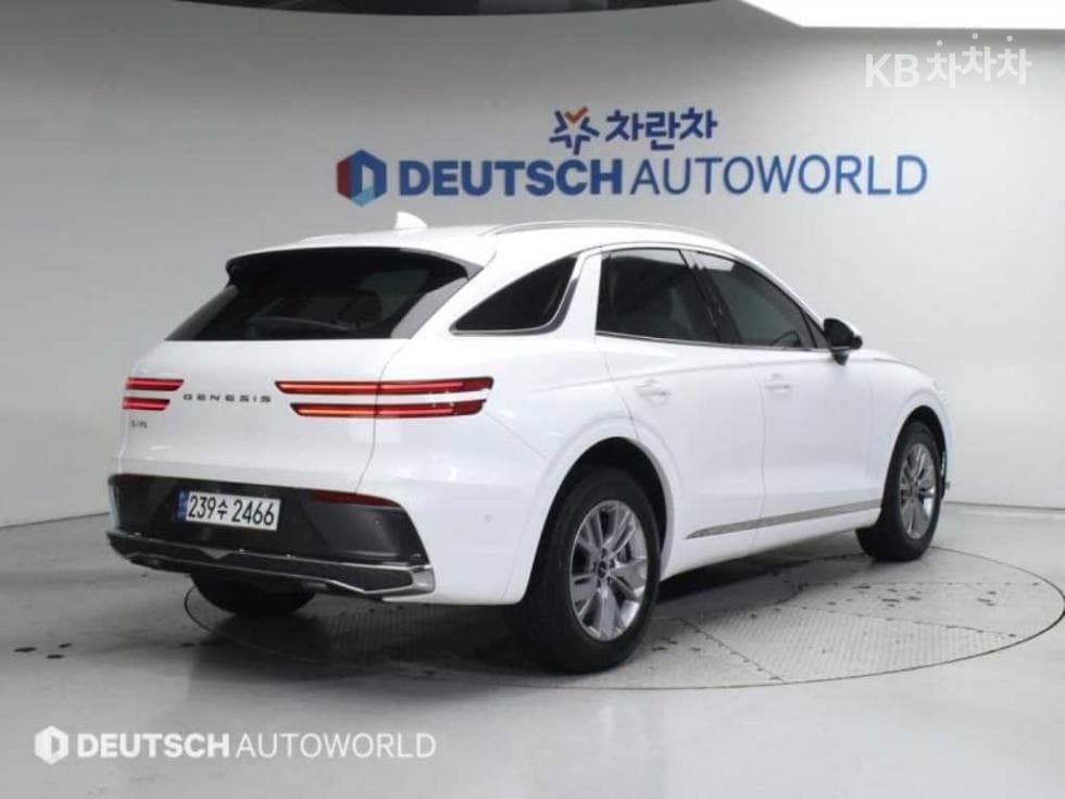 Дженезис GV70Бензин 2.5T 2WD - 2