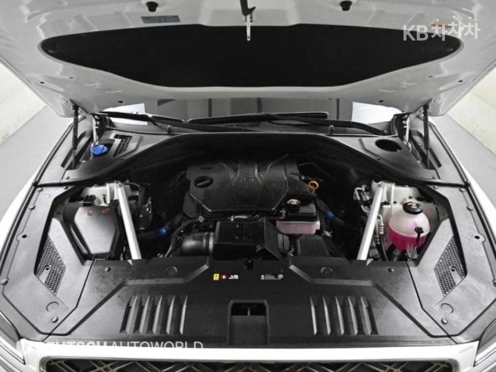 Дженезис GV70Бензин 2.5T 2WD - 6