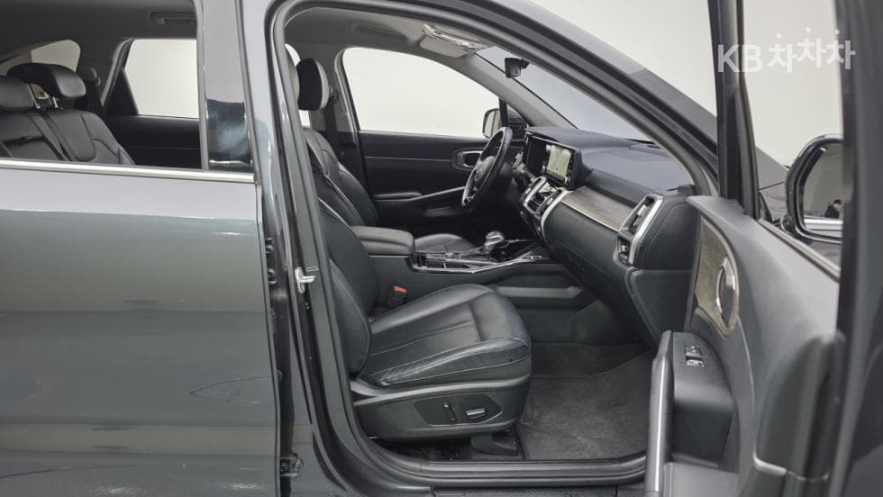 Киа The New (фейслифт) Sorento MQ42.2 Дизел 2WD Престиж - 7