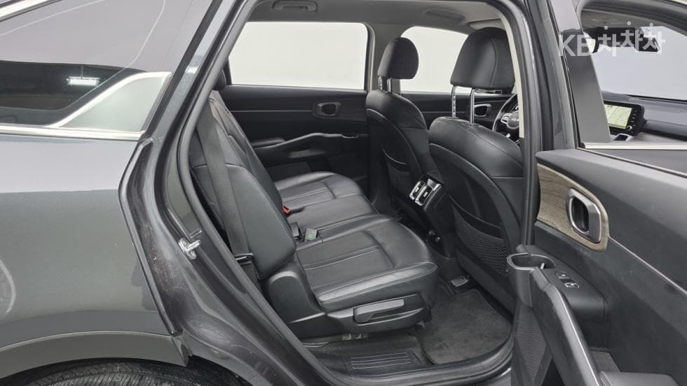 Киа The New (фейслифт) Sorento MQ42.2 Дизел 2WD Престиж - 8