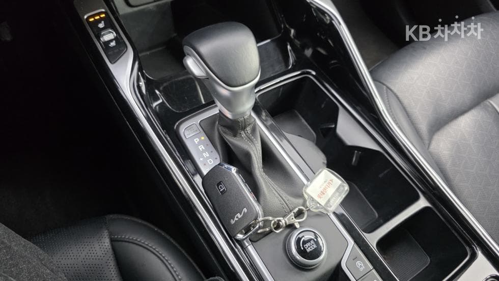 Киа The New (фейслифт) Sorento MQ42.2 Дизел 2WD Престиж - 21