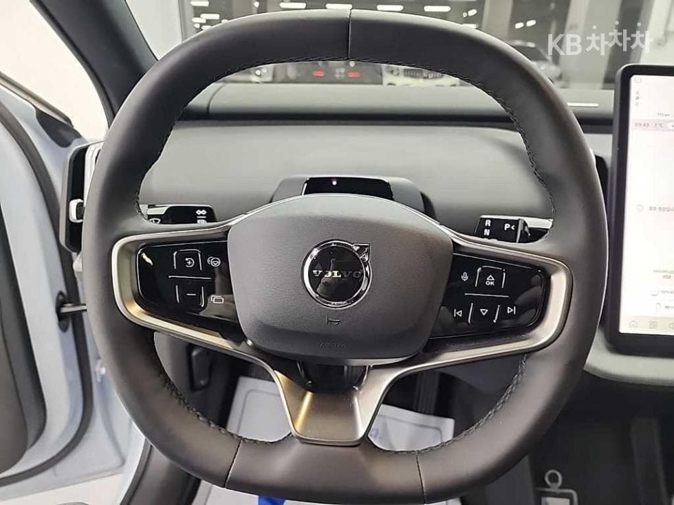 Volvo EX30EV Ultra - 9