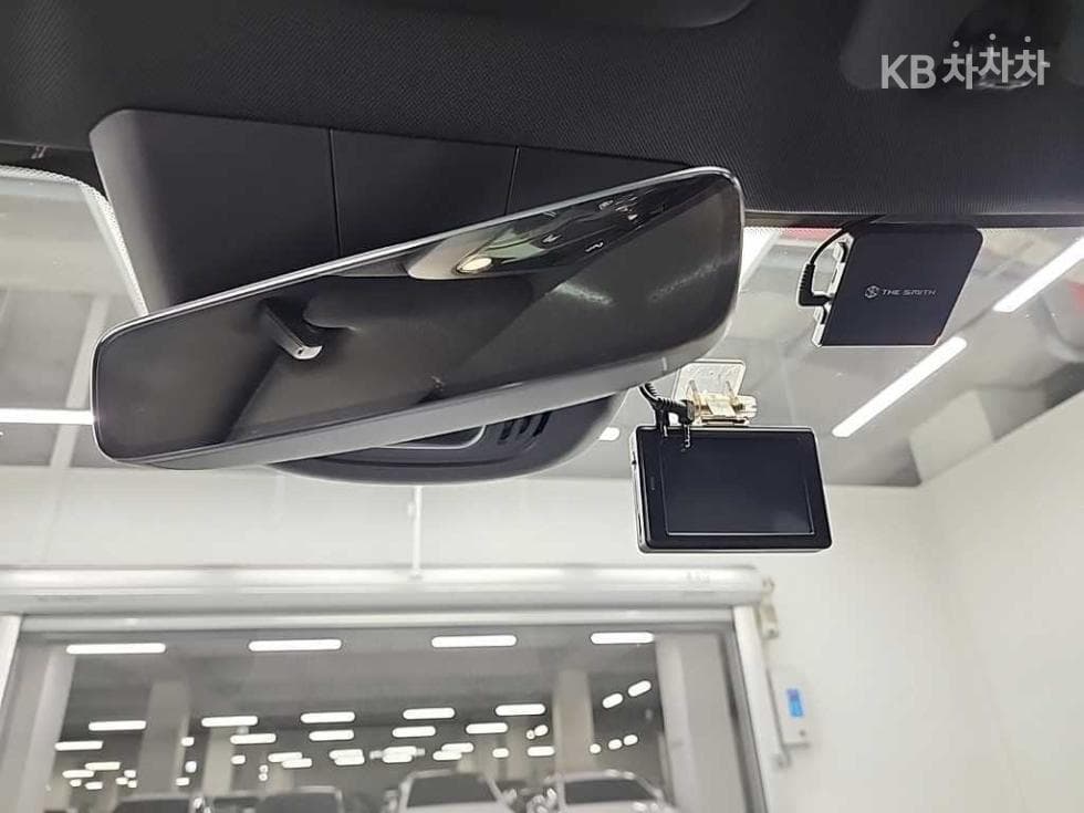 Volvo EX30EV Ultra - 17