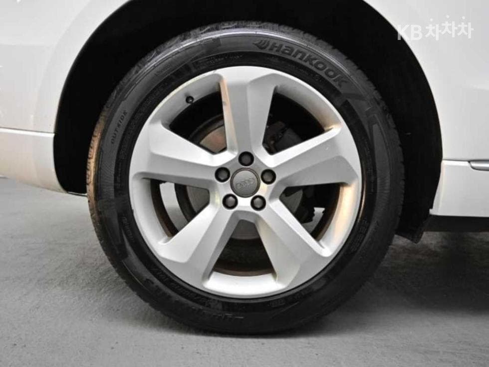 Ауди Q535 Турбо Дизел Инжекция 콰트로 Динамичен 8R - 5