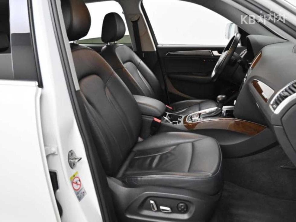 Ауди Q535 Турбо Дизел Инжекция 콰트로 Динамичен 8R - 10