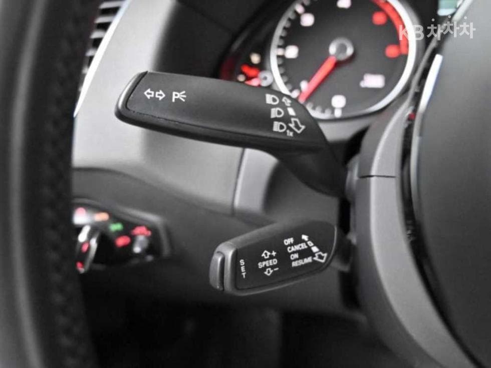 Ауди Q535 Турбо Дизел Инжекция 콰트로 Динамичен 8R - 17