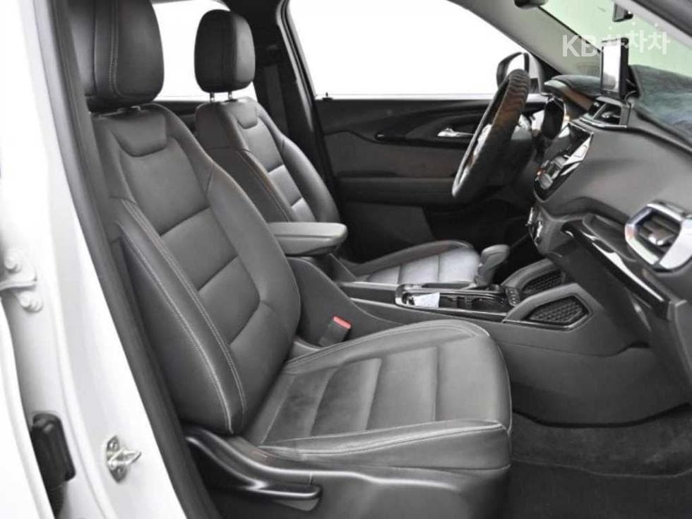 Джи Ем Корея Trailblazer1.35 Бензин 2WD LT - 10