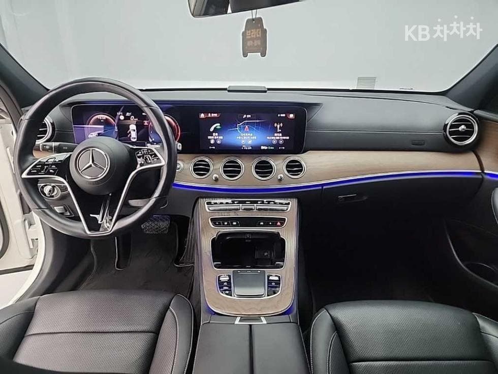 Mercedes-Benz E-Class (W213)E250 Exclusive - 7