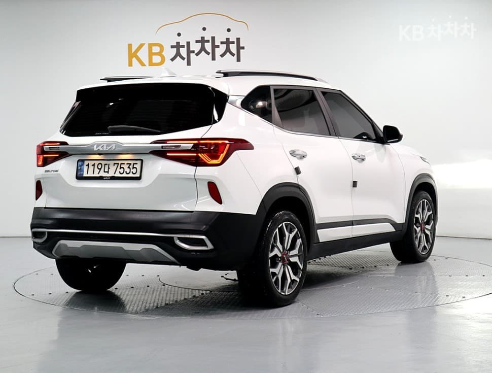 Kia Seltos1.6 Gasoline Turbo 2WD Signature - 3