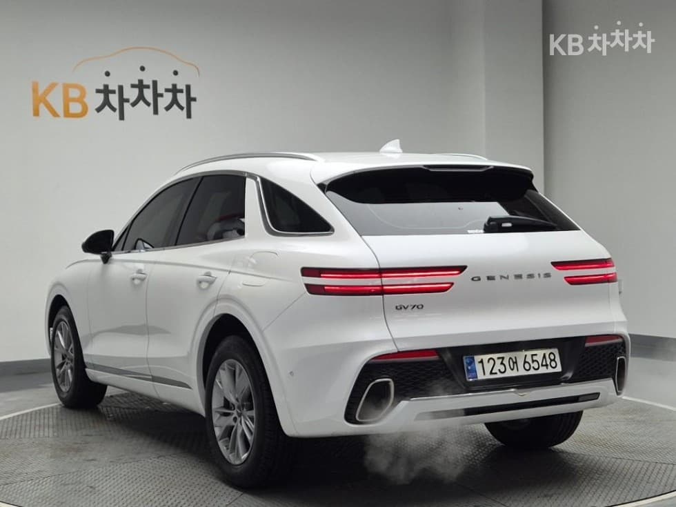 Дженезис GV70Бензин 2.5T 2WD - 2