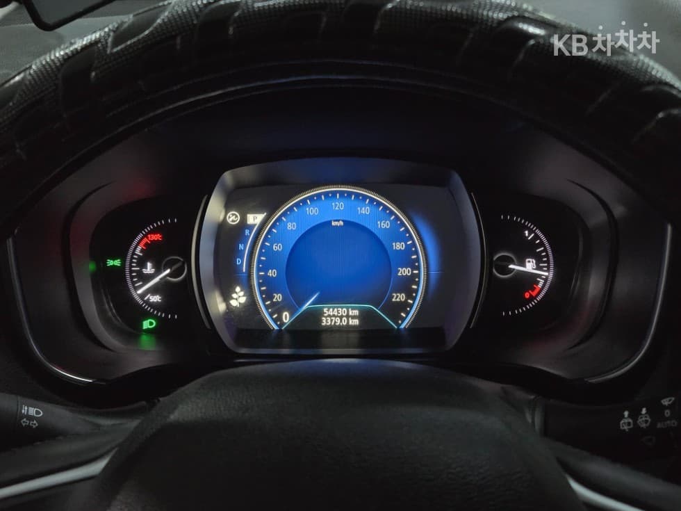 Рено Корея QM6Бензин 2.0 2WD LE Стандартен - 10