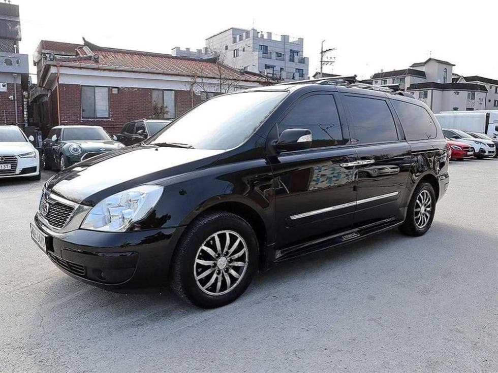 Kia Carnival R NewCarnival Limousine President - Image 1