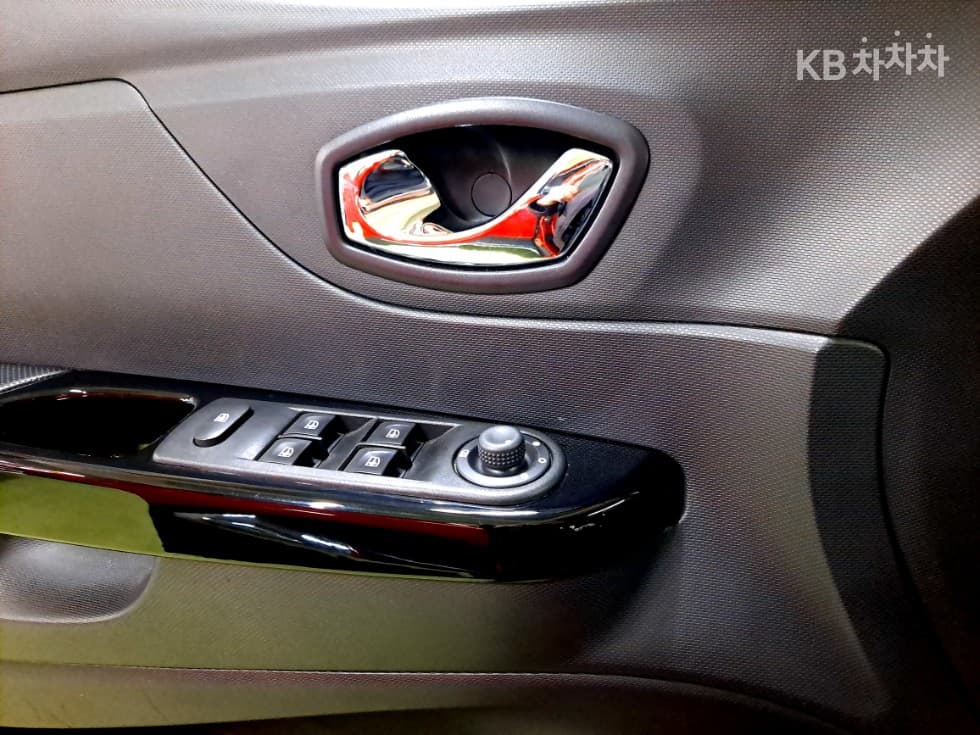 Рено Корея QM3RE Signature - 16