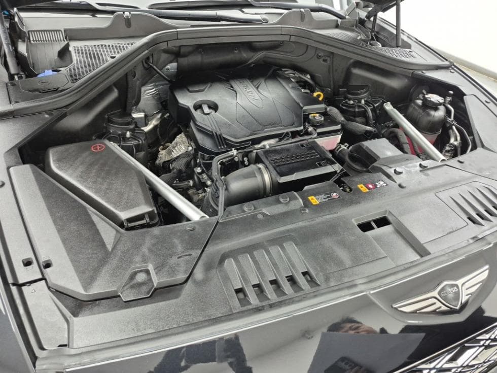 Genesis GV802.5 Turbo Gasoline AWD - 6