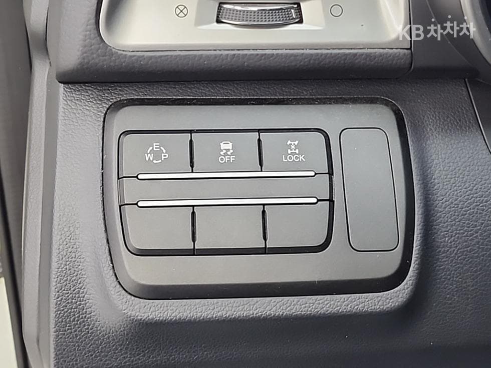 КейДжи Мобилити ТиволиДизел VX 4x4 - 16