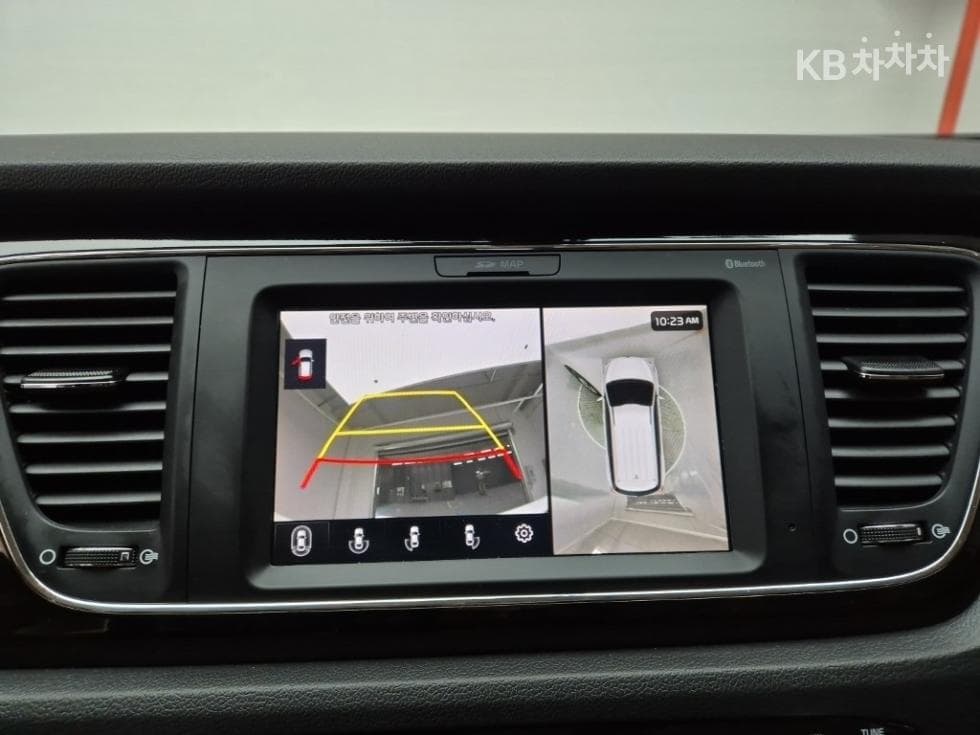 Киа The New (фейслифт) Канивал7-местен (Лимузин) 2.2 Дизел Лимузин President - 15