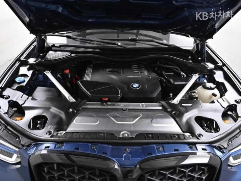 BMW New X4 (G02)xDrive 20i M Sport Pro - 6