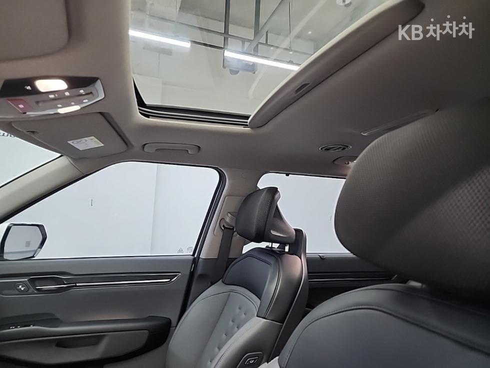 Киа EV9Long Range 2WD 어스 - 16