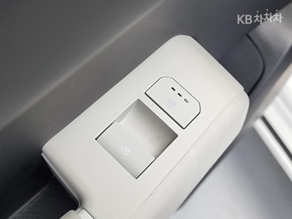 Киа EV4Long Range 2WD GT-Line - 14