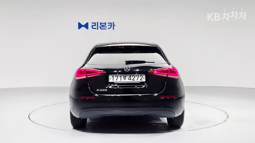 Mercedes-Benz A클래스(W177)A220 Hatchback Стандартен - 3