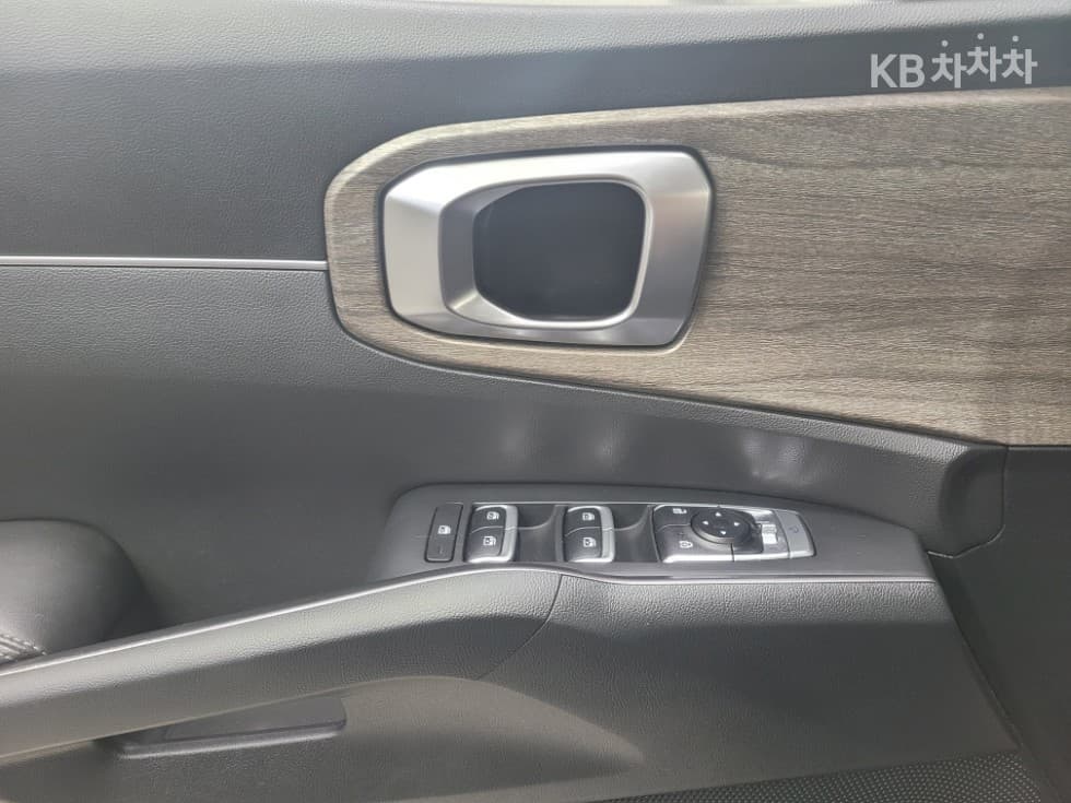 Киа Sorento 4-то поколение2.5 T-GDI 2WD Престиж - 6