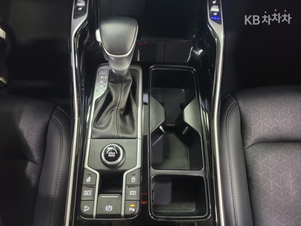 Киа Sorento 4-то поколение2.5 T-GDI 2WD Престиж - 16