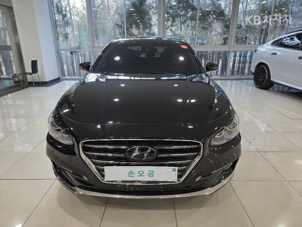 Хюндай Grandeur (Azera)IG Рент-а-кар 3.0 LPi Modern Стандартен - Image 1