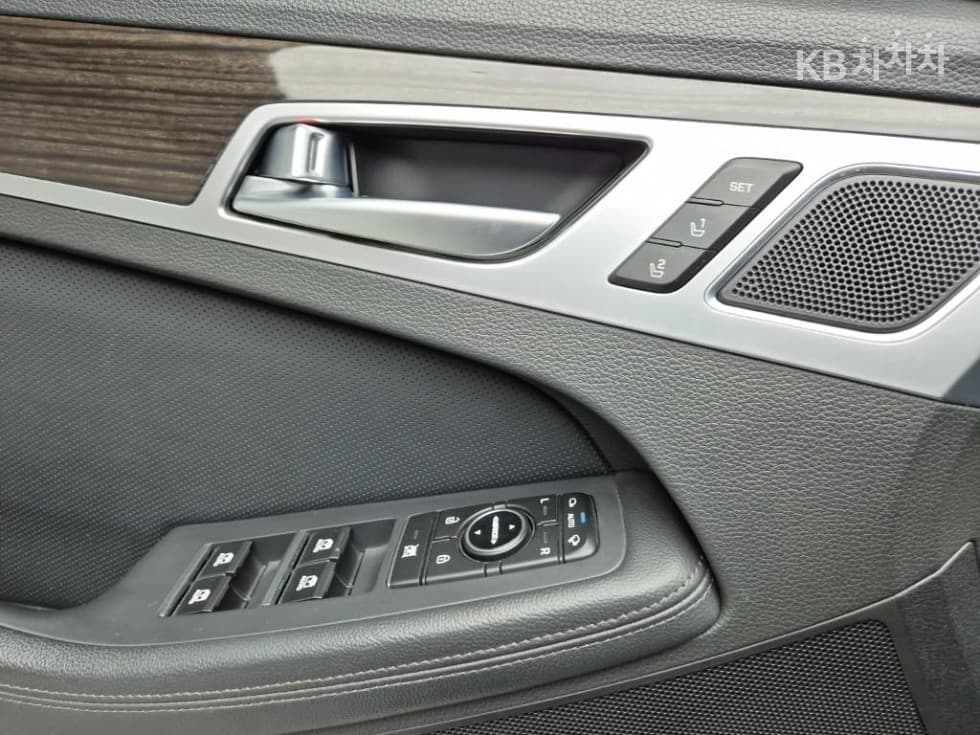 Дженезис G803.3 GDI Лукс - 18