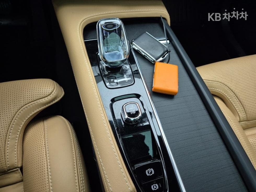 Volvo All New XC90B6 Inscription - 8