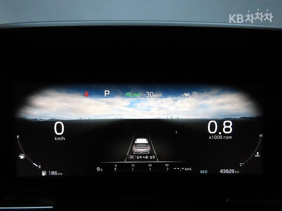 Kia Carnival 4th generationD2.2 9-seater Signature - 8