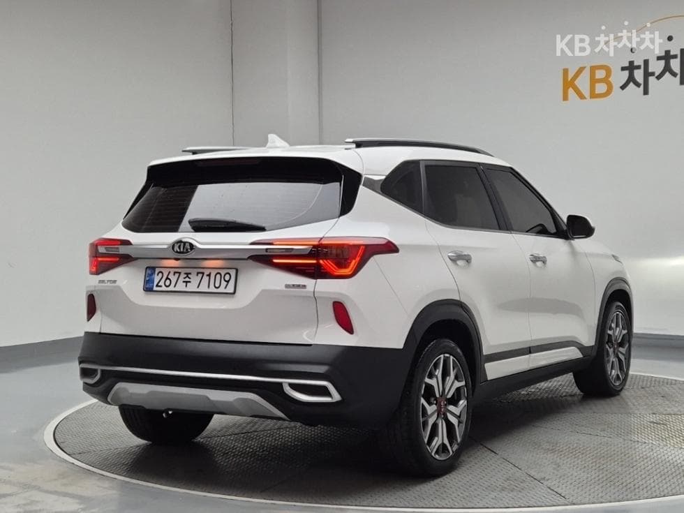 Киа Seltos1.6 Бензин Турбо 2WD Signature - 3