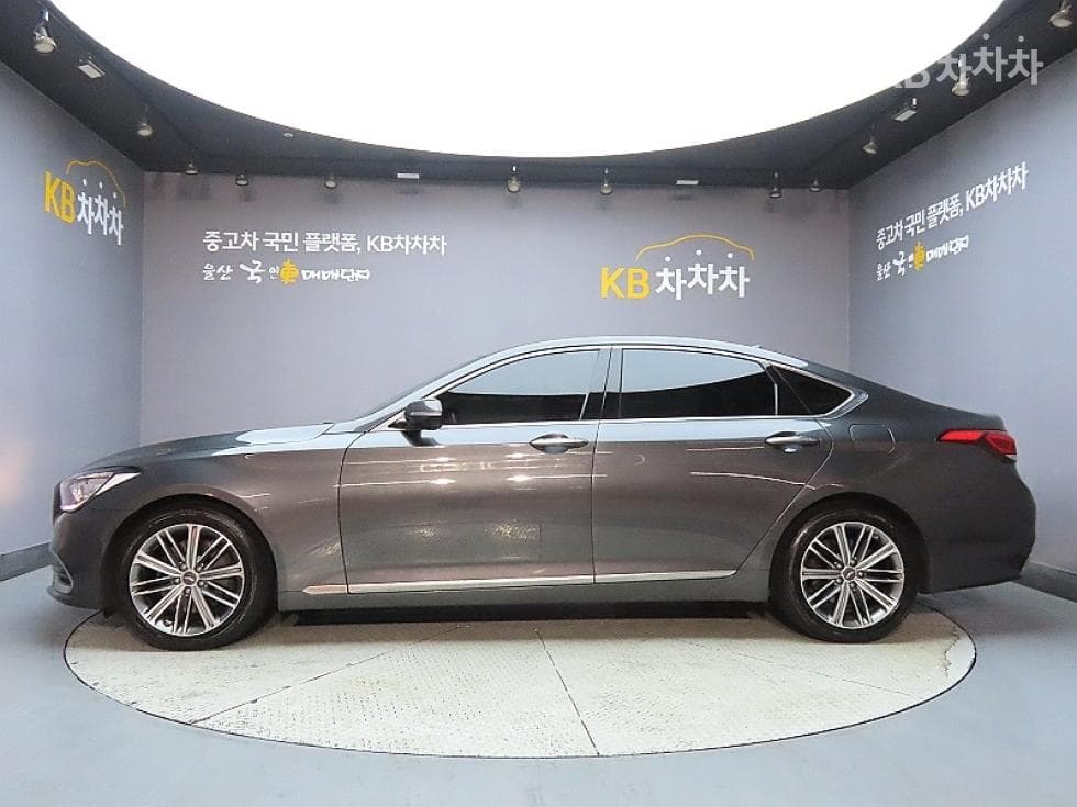 Genesis G803.3 GDI AWD Luxury - 5