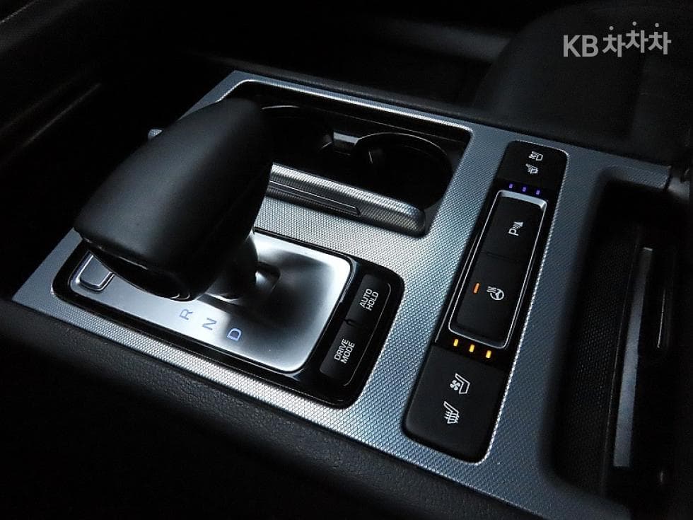 Genesis G803.3 GDI AWD Luxury - 9