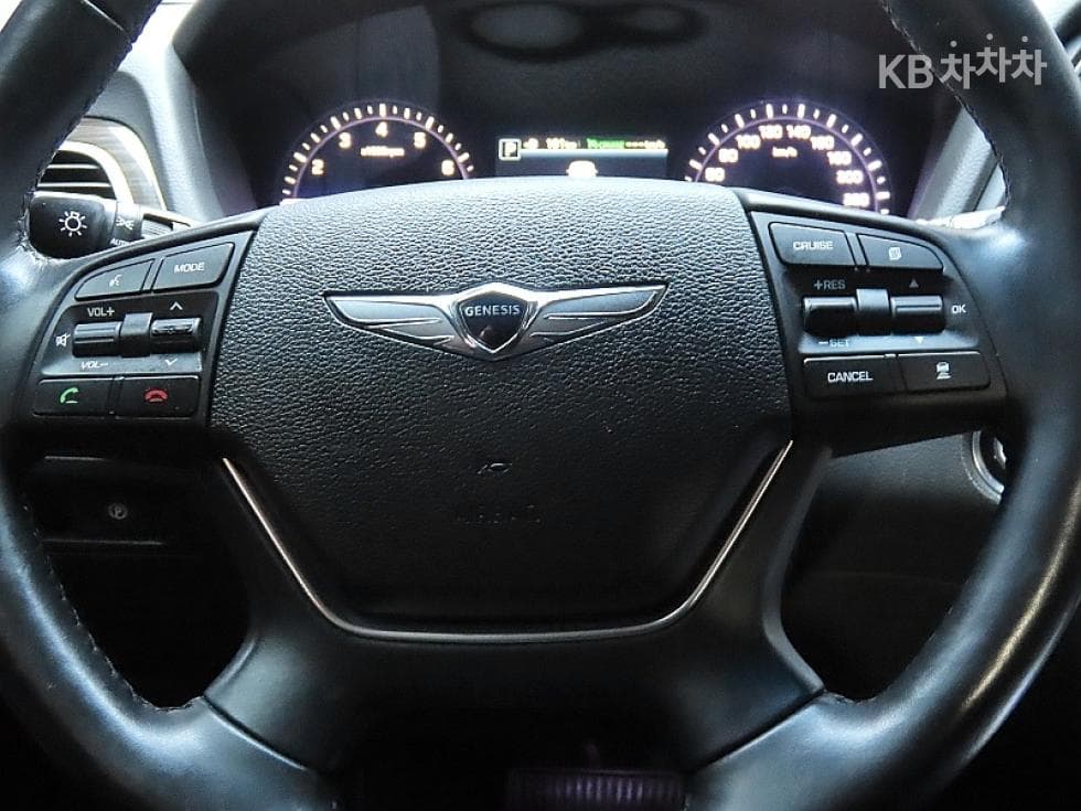Genesis G803.3 GDI AWD Luxury - 17