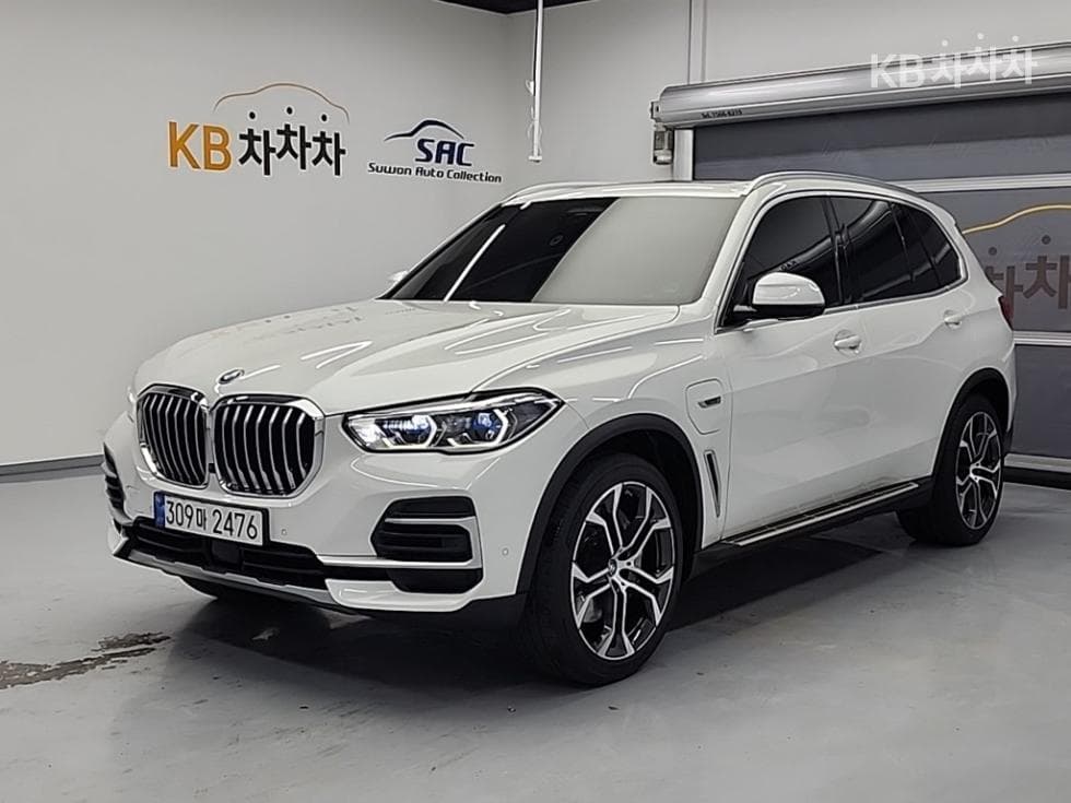 BMW X5 (G05) xDrive 45e xLine - Image 1